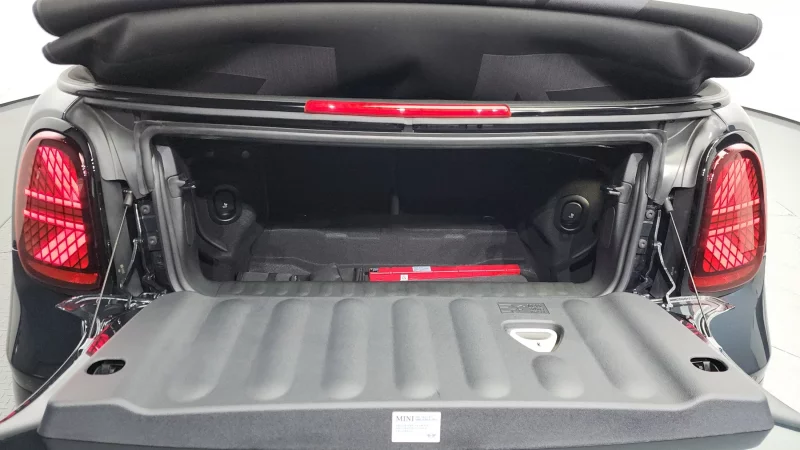 MINI Cooper Convertible