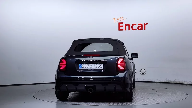 MINI Cooper Convertible