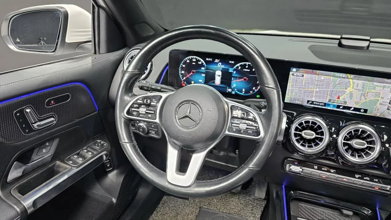 Mercedes-Benz GLB-Class