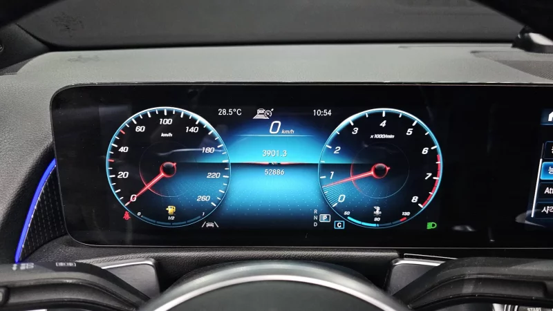 Mercedes-Benz GLB-Class