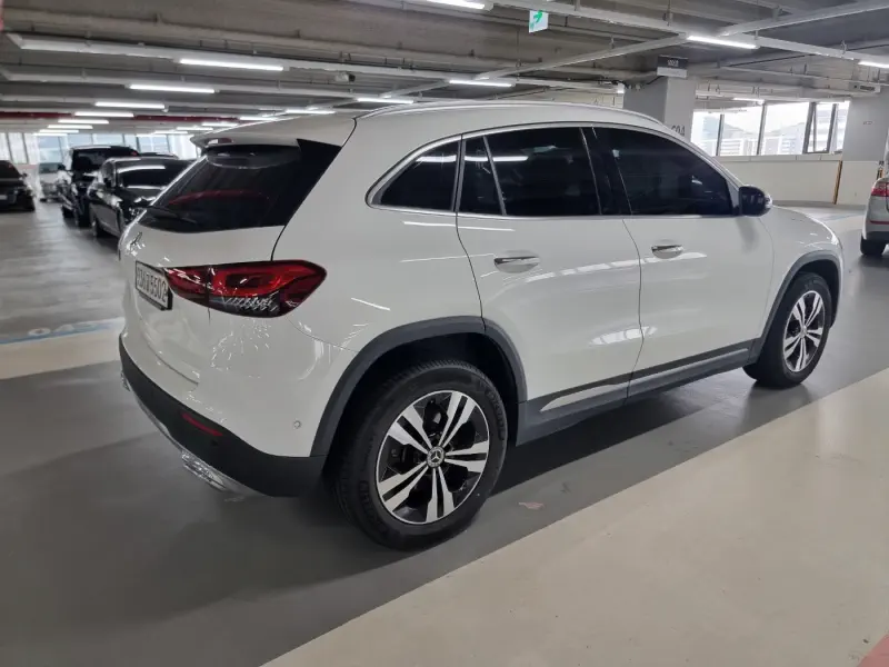 Mercedes-Benz GLA-Class