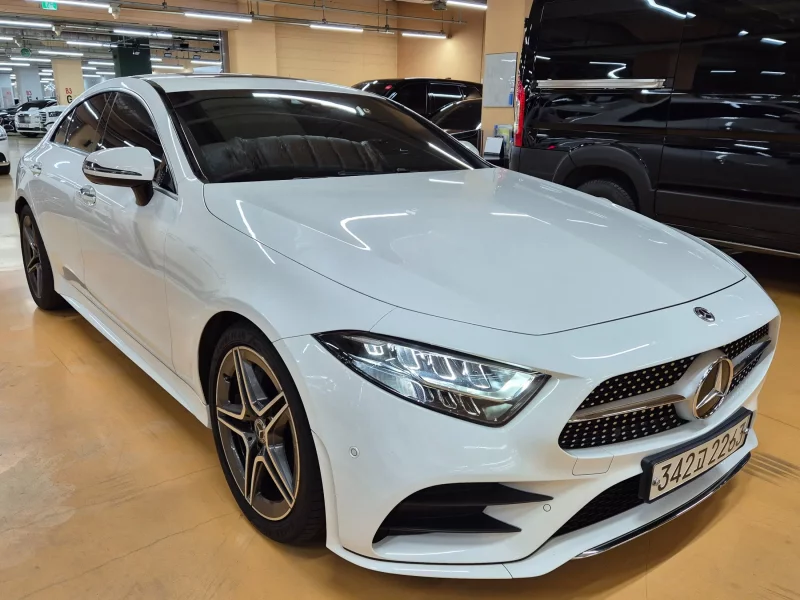 Mercedes-Benz CLS-Class