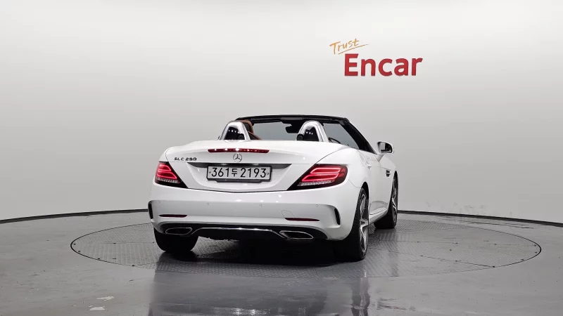 Mercedes-Benz SLC-Class