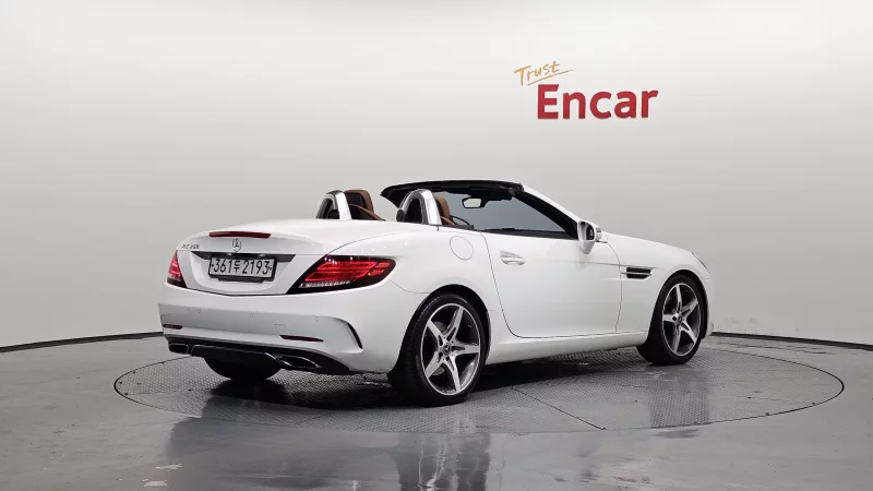 Mercedes-Benz SLC-Class