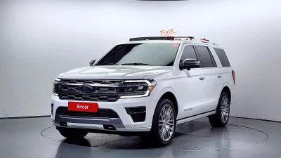 Ford EXPEDITION