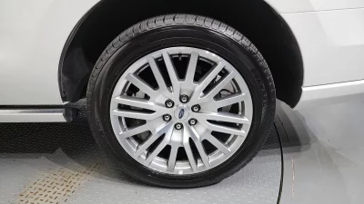 Ford EXPEDITION