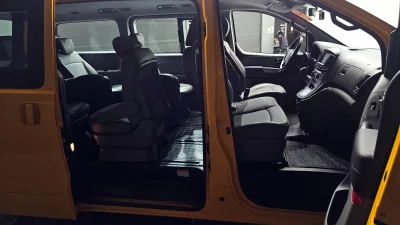 Hyundai Starex