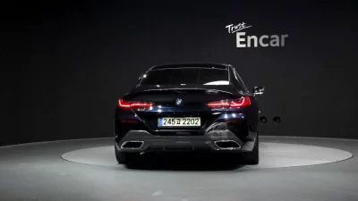 BMW 8-Series