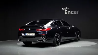 BMW 8-Series