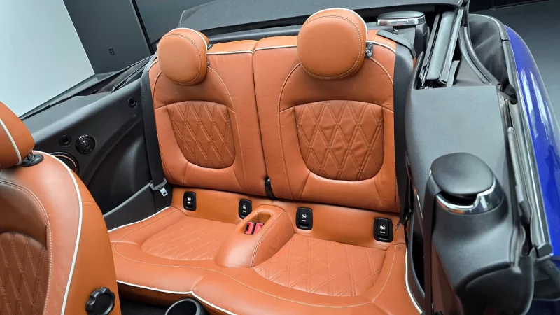 MINI Cooper Convertible