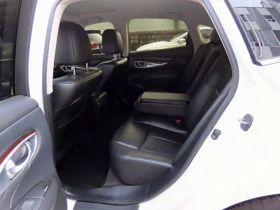Infiniti Q70