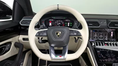 Lamborghini URUS