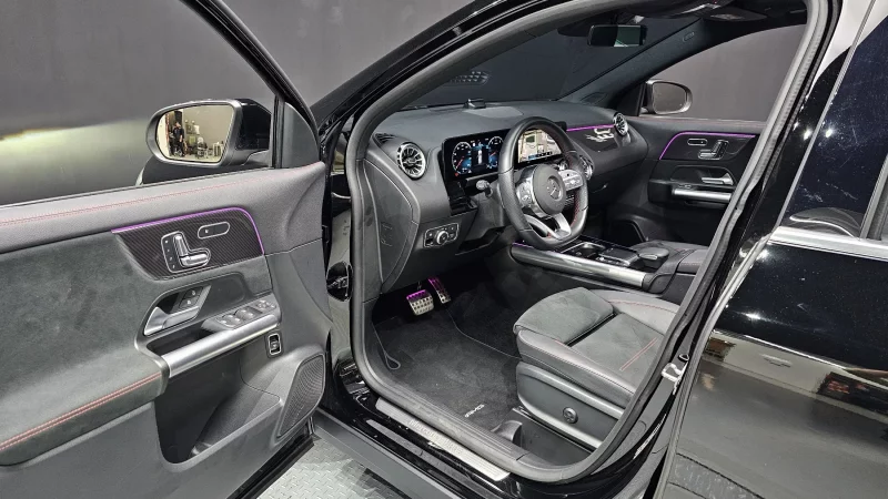 Mercedes-Benz GLA-Class