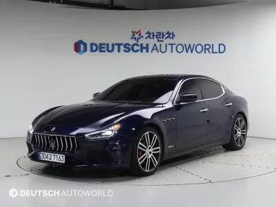 Maserati GHIBLI