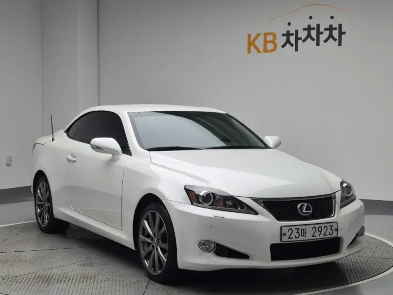 Lexus IS250