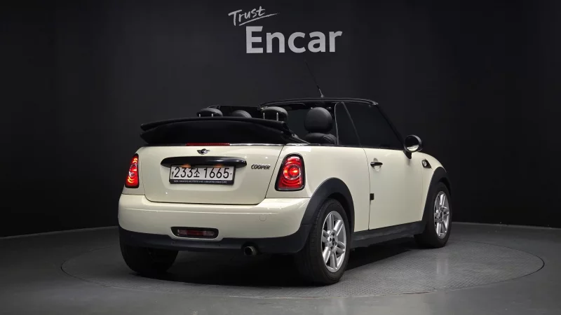 MINI Cooper Convertible