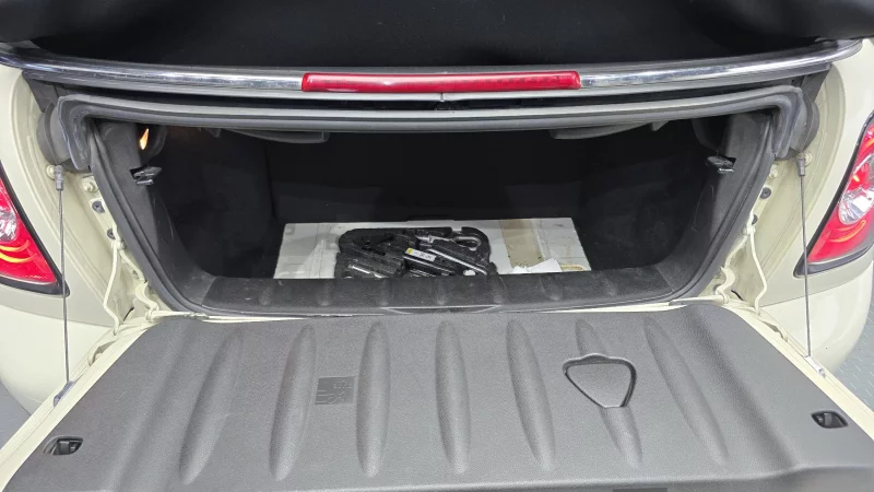 MINI Cooper Convertible