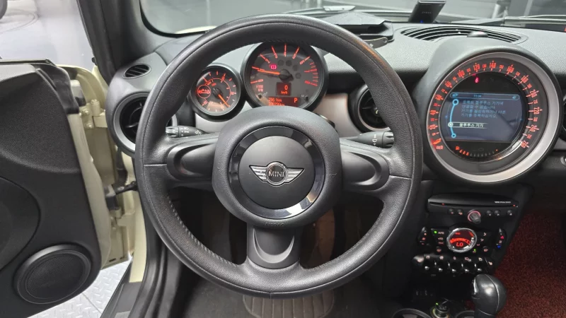 MINI Cooper Convertible