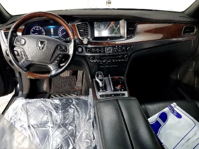 Hyundai Equus