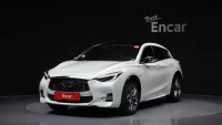 Infiniti Q30