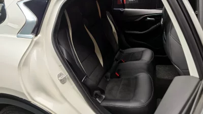 Infiniti Q30