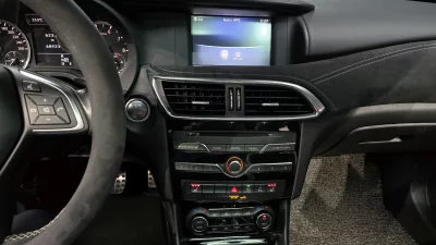 Infiniti Q30