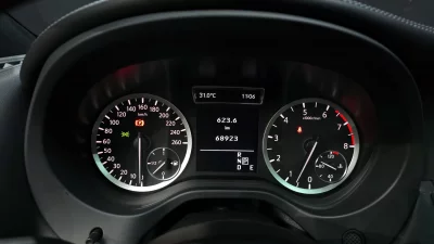 Infiniti Q30