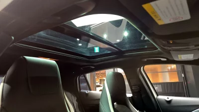 Infiniti Q30