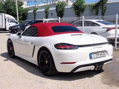 Porsche 718