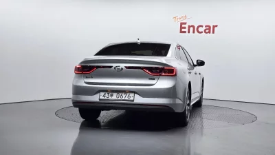 Renault Samsung SM6