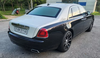 Rolls-Royce GHOST