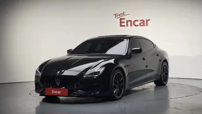 Maserati QUATTROPORTE