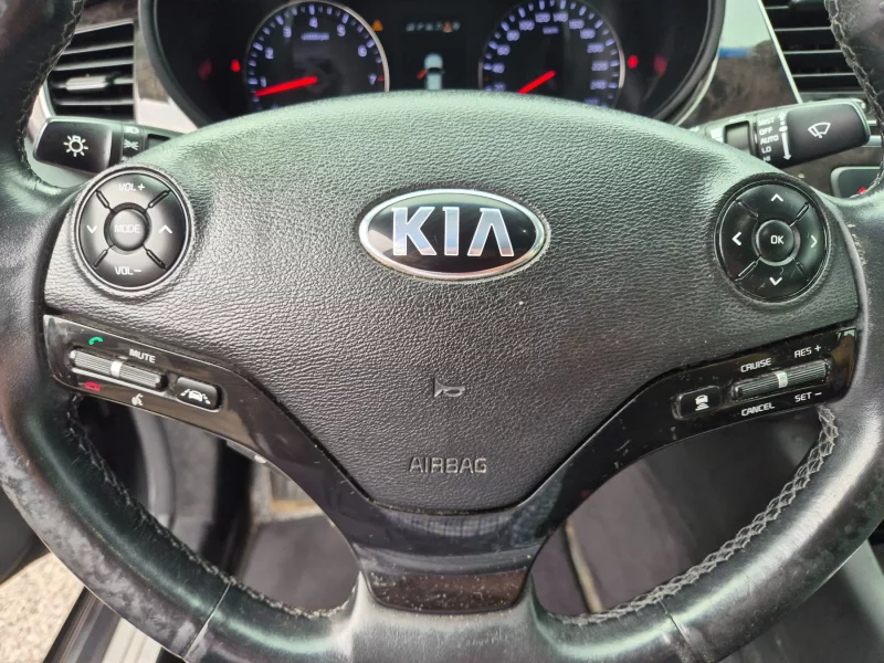 Kia K9