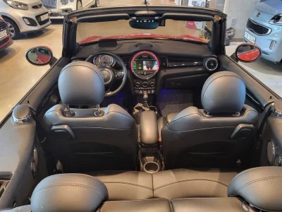 MINI Cooper Convertible