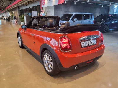 MINI Cooper Convertible