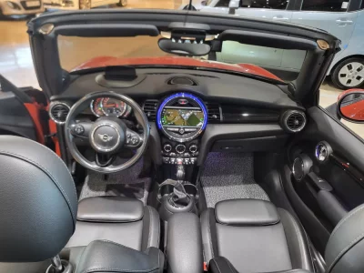 MINI Cooper Convertible