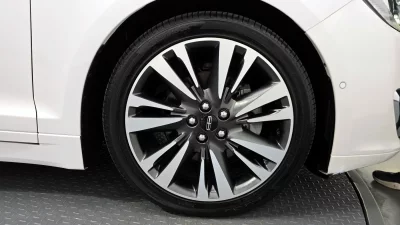 Lincoln MKZ