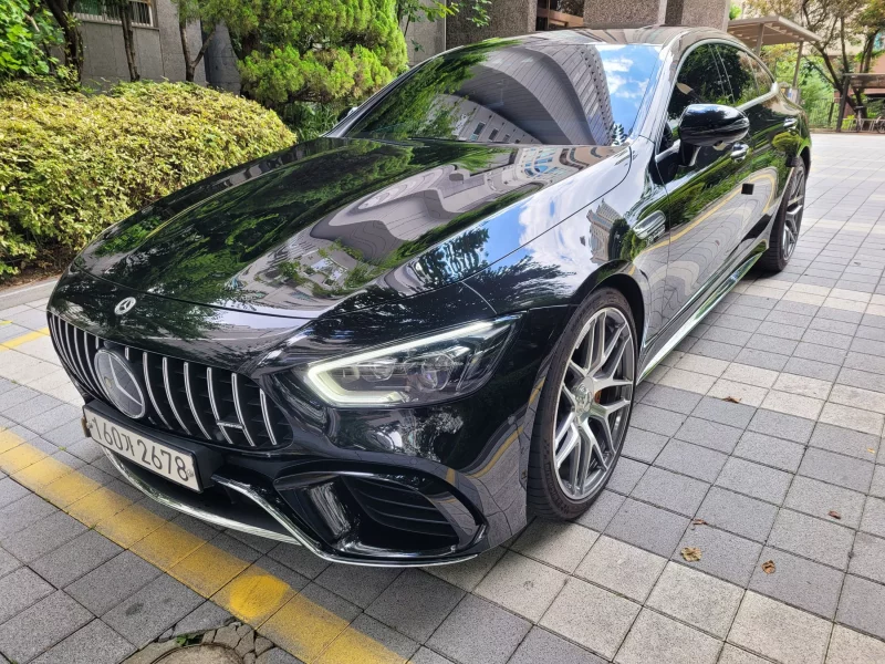 Mercedes-Benz AMG GT