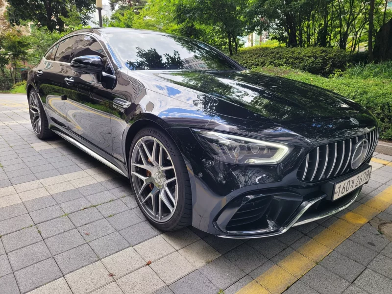 Mercedes-Benz AMG GT