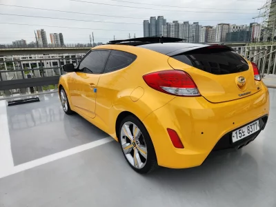 Hyundai Veloster