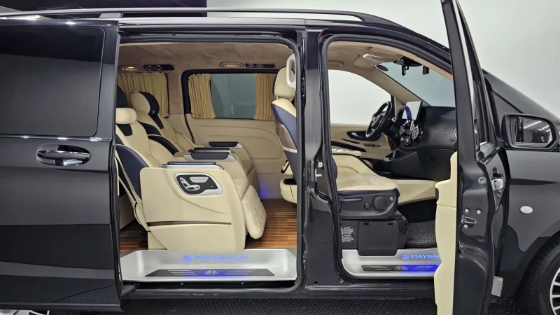 Mercedes-Benz V-Class