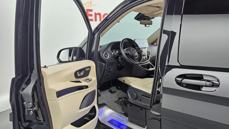 Mercedes-Benz V-Class