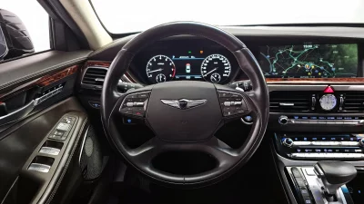 Genesis EQ900