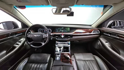 Genesis EQ900