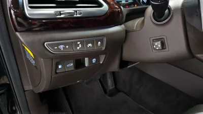 Genesis EQ900