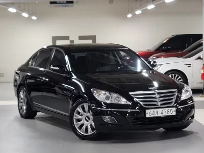 Hyundai Genesis