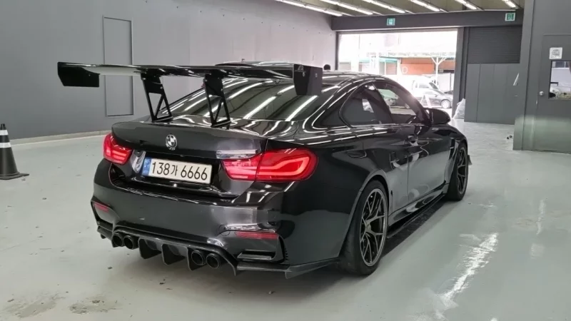 BMW M4