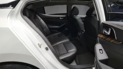 Nissan MAXIMA