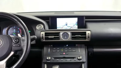 Lexus IS
