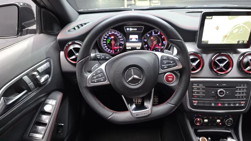 Mercedes-Benz GLA-Class